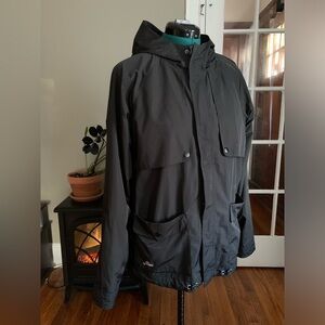 Under armour size XL lightweight hooded jacket